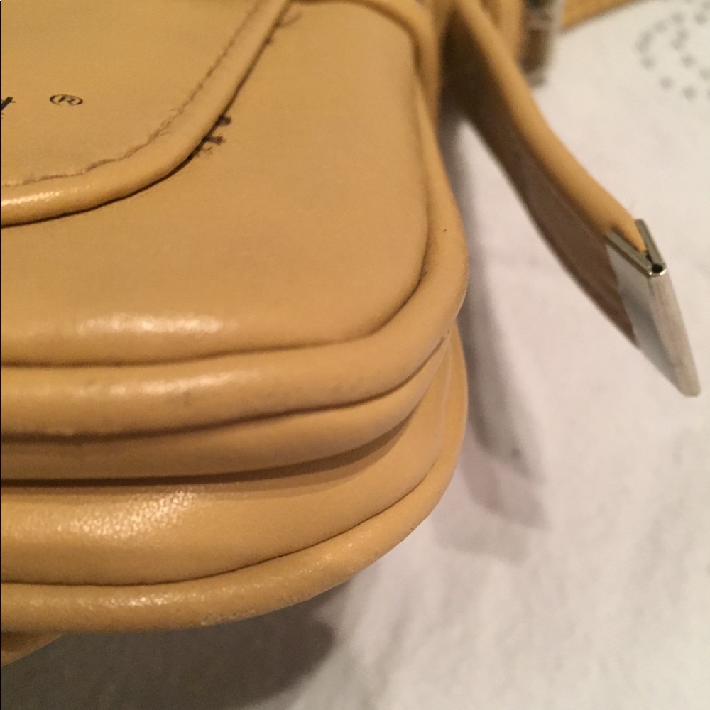 Matt & Nat tan shoulder purse - Picture 6 of 7